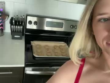 xoxoxjenn's chat room