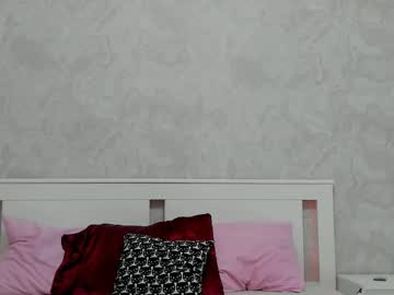 v_deville's chat room