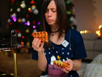 newchloe18's chat room