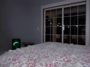 miamoorexo's chat room