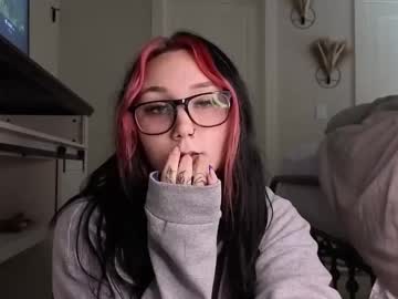 iveyjade33's chat room