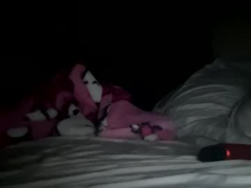 cutieeeva's chat room