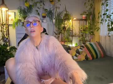 sunnie_dayz's chat room