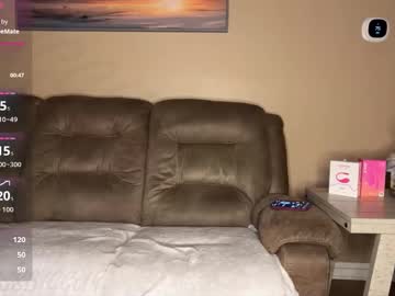 bigguylilmiss's chat room