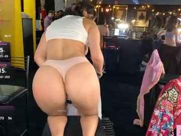 maevemads's chat room