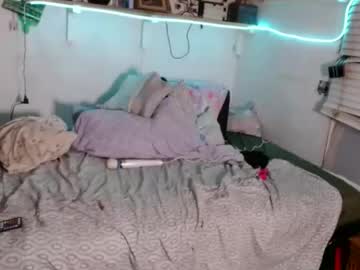 4everwet4everhard's chat room