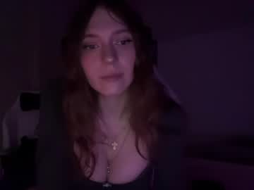 lunasnows's chat room