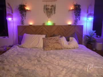 phoenix_taylor's chat room