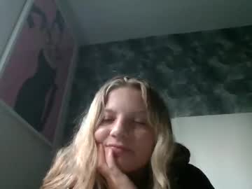 glowandsmoke's chat room