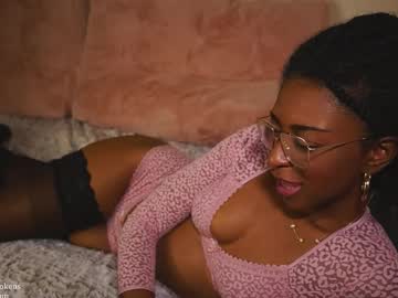 jada_valentine's chat room