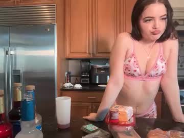 lunarose17's chat room