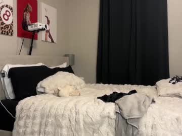 camilaaa15's chat room