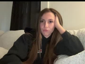 laylahlaylah1's chat room