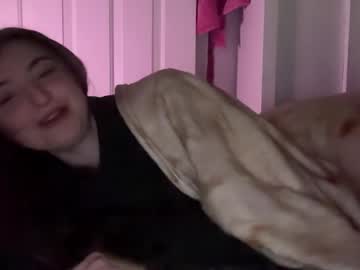 fantasyella's chat room