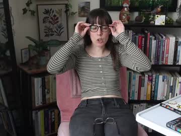 ellynaomi's chat room