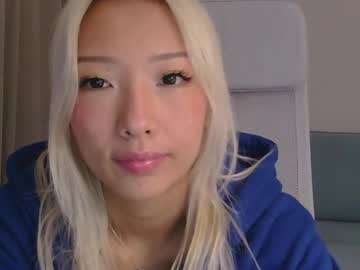 vivianwinters's chat room