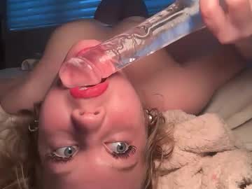 lunarose17's chat room