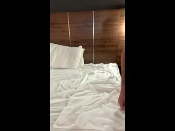 deepthroatqueen33's chat room