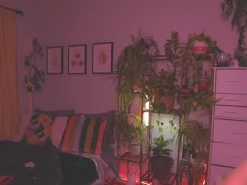 sunnie_dayz's chat room