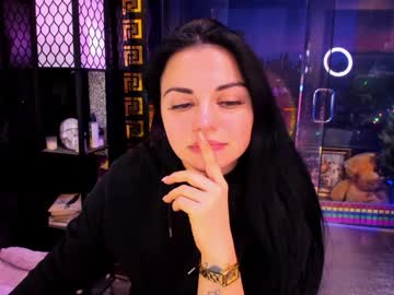 alma_pearl's chat room