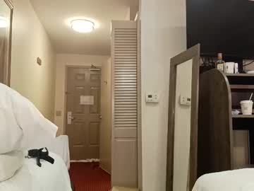 kibrombariu45's chat room