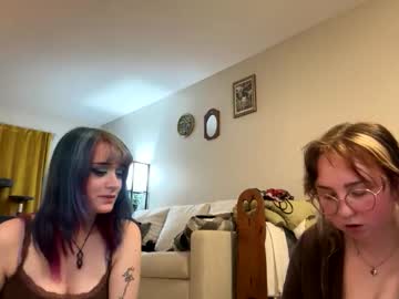 thewildwildwest's chat room