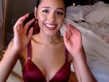 xoveronicalove's chat room