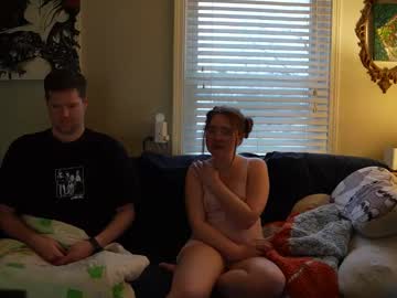 peachespunkins's chat room