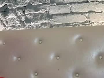 vixvixenn's chat room