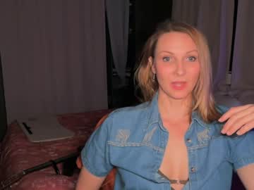 kaileeshy's chat room