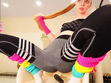 emmasky69's chat room