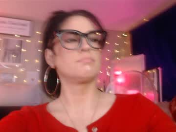 milf_lacey's chat room