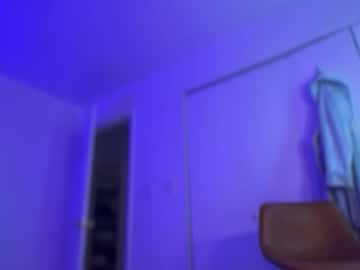 little_lies's chat room