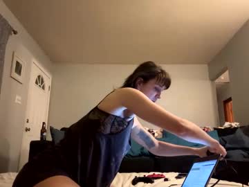 college_packing_8's chat room