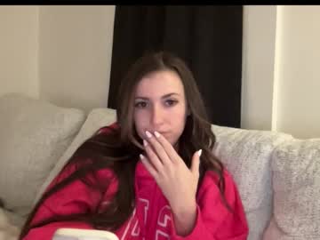 laylahlaylah1's chat room