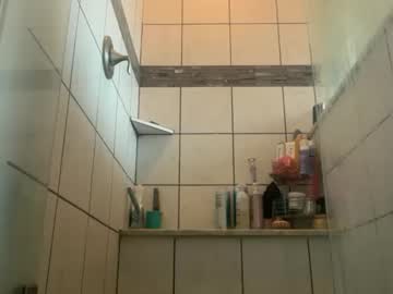 leanneluxecouple's chat room