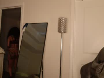 butterflybootyy's chat room