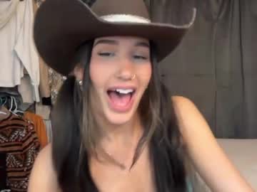 ella2sweet's chat room