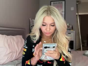 joselinehickss's chat room