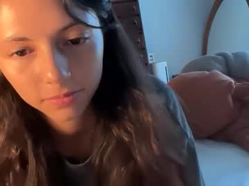 greasybangs's chat room