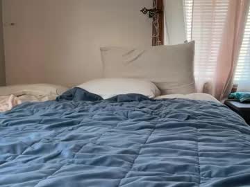 minahoneyy38's chat room