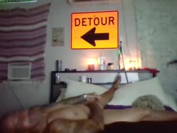 onlygodcan14's chat room