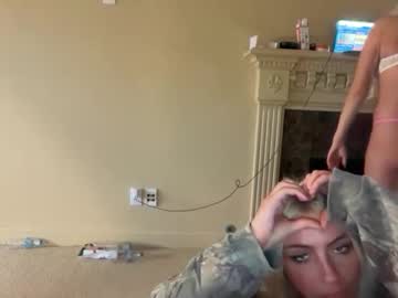 chloeros3e's chat room