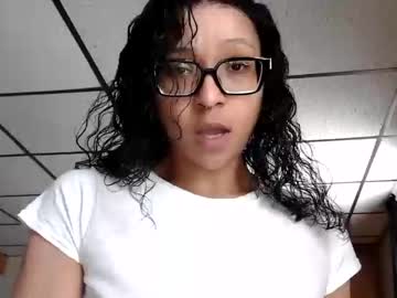 wanderlustgaal's chat room