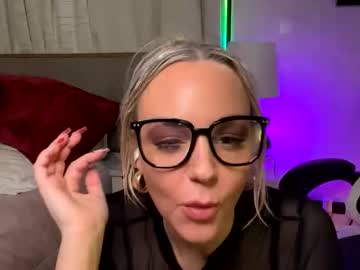 cumguzzlingskank's chat room