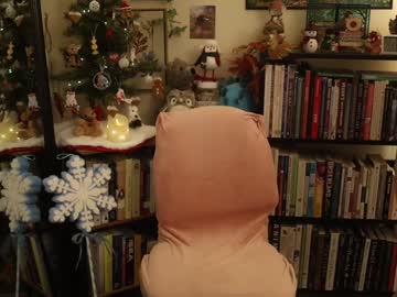 ellynaomi's chat room