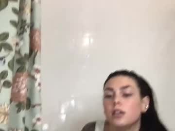 stacywithuu's chat room