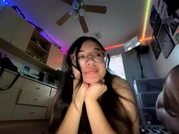 sexylatina22493587's chat room