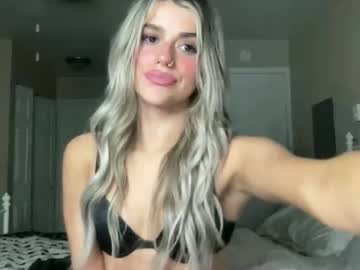 lolamarie_'s chat room