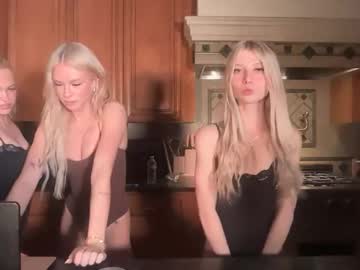 lilymaeee's chat room